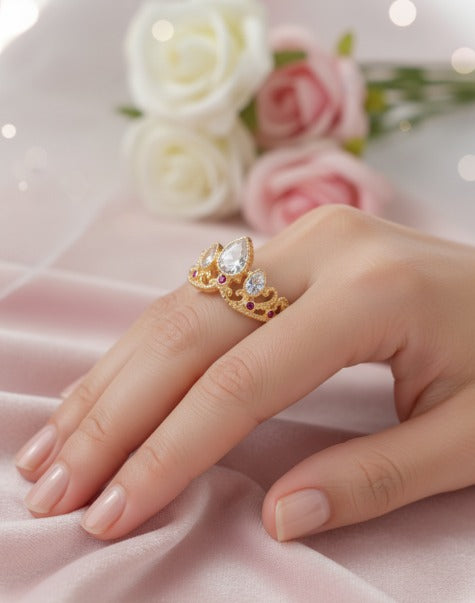 ANILLO DORADO DE CORONA